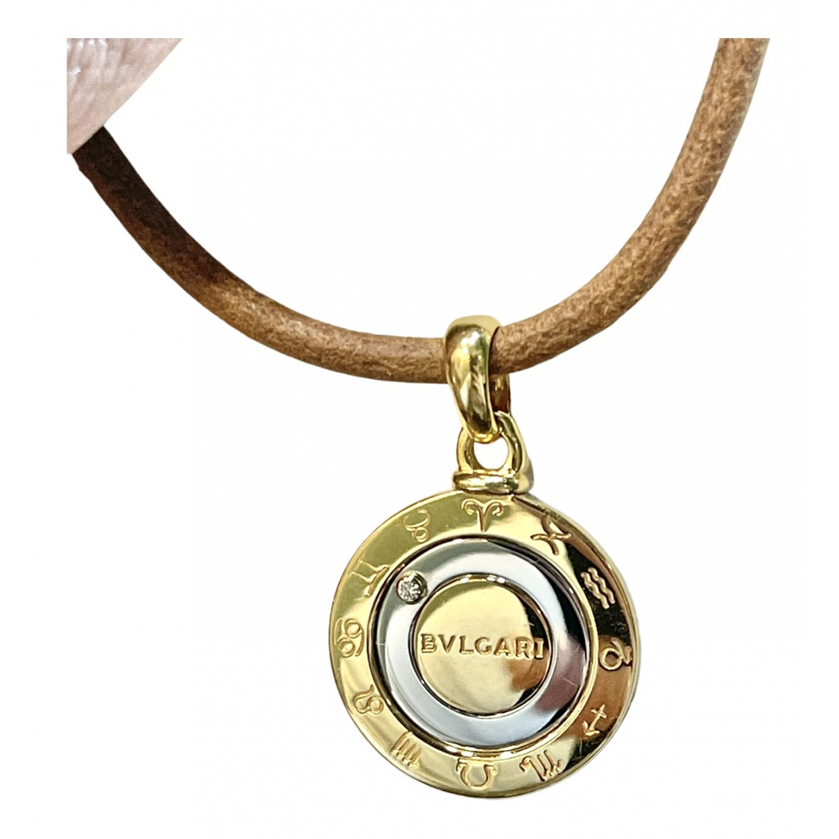 Pendant Bvlgari Gold in gold and steel 
